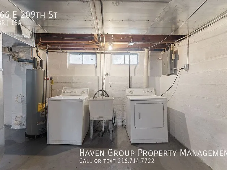 866 E 209th St — Photo 19