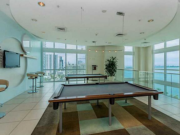 3rd image of 1900 Bayshore Dr #4119