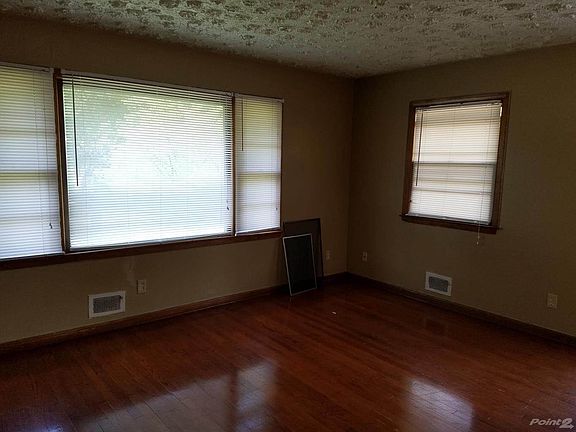 2nd image of 3211 Seward Ave APT 1