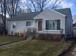 1350 Kingsley St, Mount Clemens, MI 48043