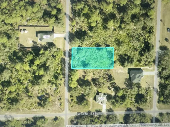 1504 Acacia Ave, Lehigh Acres, FL 33972