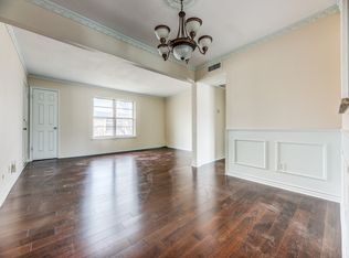 5833 Sandhurst Ln APT C, Dallas, TX 75206