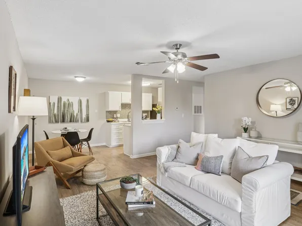 Copperline at Village Oaks