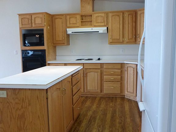 5th image of 3273 Westshore Dr NE