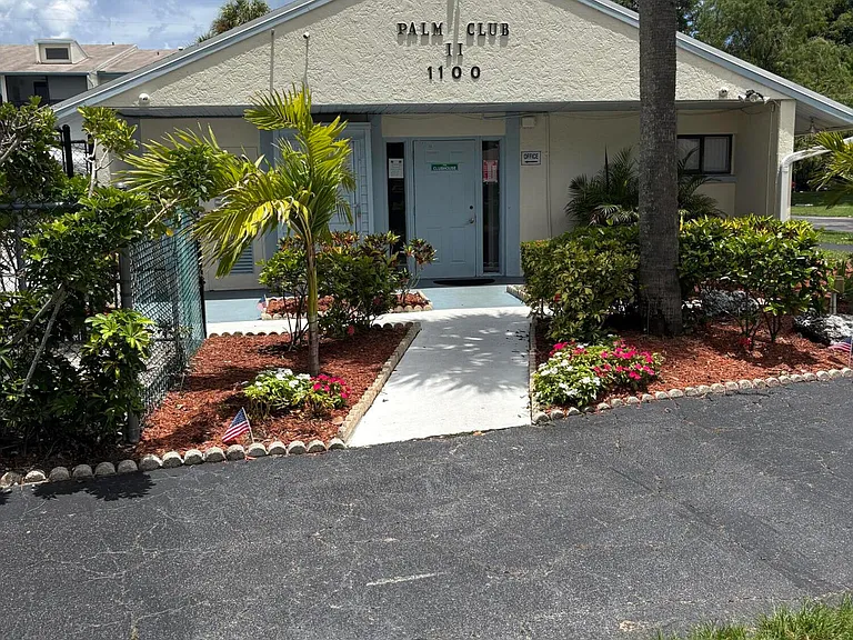 1102 Green Pine Blvd #B1 — Photo 30