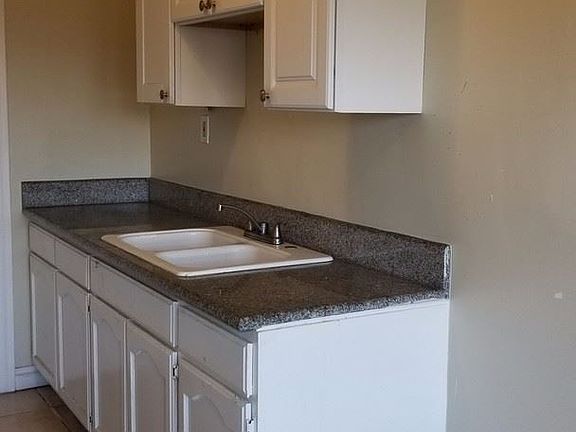 2nd image of 2538 4th Ave APT 307