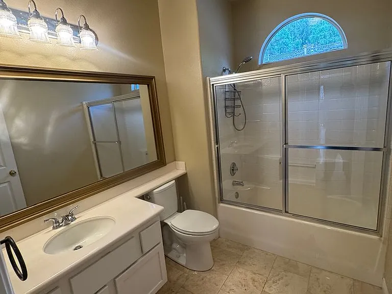 170 Trofello Ln — Photo 4