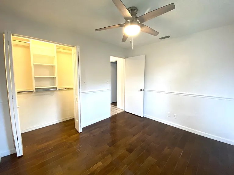 402 N Willow Ave — Photo 9