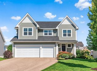 11102 41st Street Cir N, Lake Elmo, MN 55042