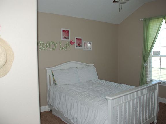 3rd image of 2332 Flagstone Dr