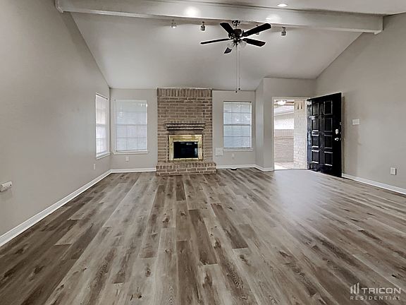 5th image of 15330 Lindita Dr