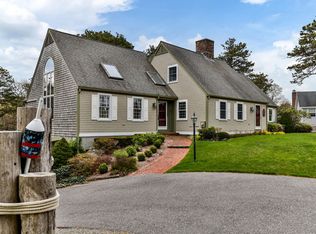 97 Canoe Pond Dr, Brewster, MA 02631