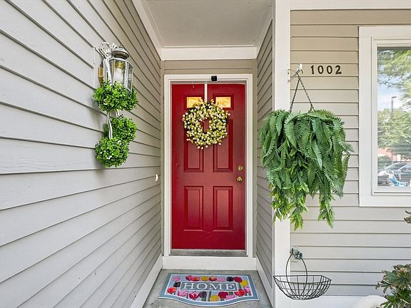2nd image of 1002 Pine Brook Dr #20