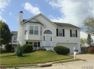 104 Rutherglen Dr, Valley Park, MO 63088