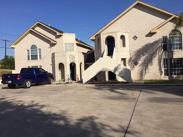 1st image of 1506 Westmont Dr #3