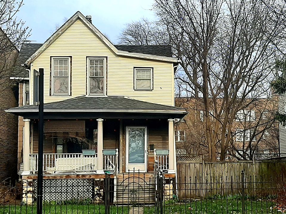 2nd image of 317 N Mayfield Ave