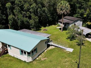 10767 SE 130th Ln, Ocklawaha, FL 32179