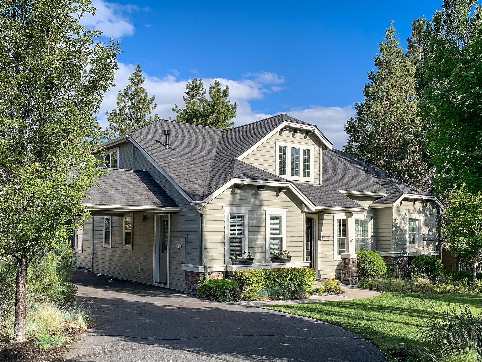19503 Fisher Lake Ln, Bend, OR 97702 | Zillow