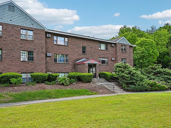2nd image of 58 Spencer Rd APT 26K