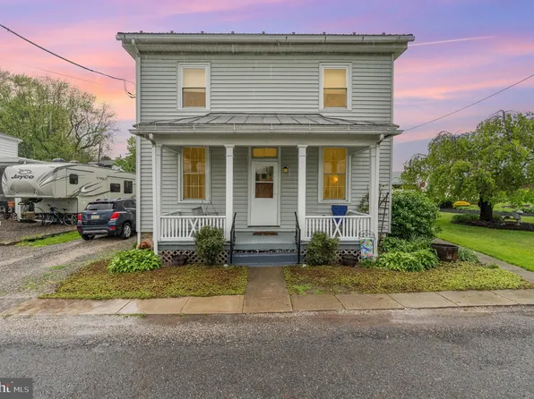 1405 Berrysburg Rd, Millersburg, PA 17061