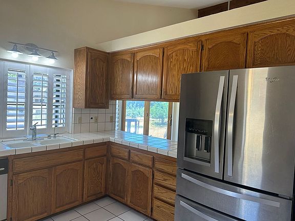 3rd image of 29641 Butterfield Way