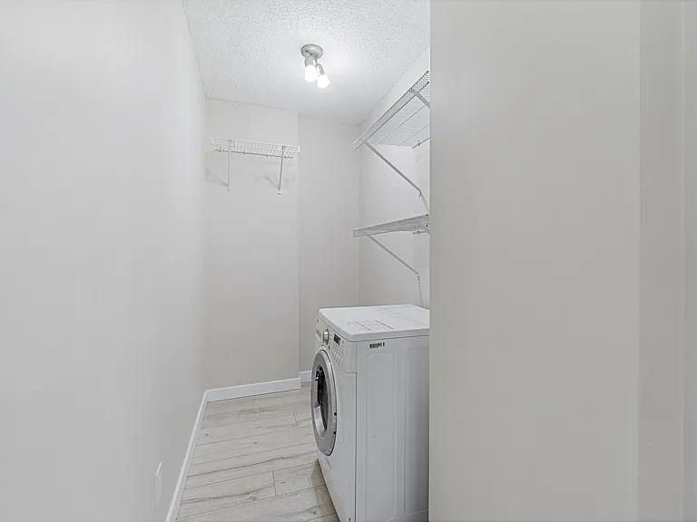 924 14th Ave SW #908 — Photo 19