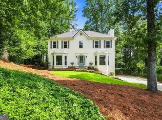3810 Running Fox Dr, Roswell, GA 30062