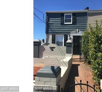 802 51st St NE, Washington, DC, 20019