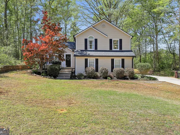 177 Natures Cove Rd, Newnan, GA 30263