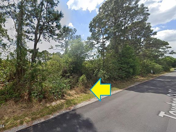 2nd image of 1360 Towton St SE