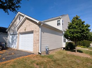 511 Nicole Dr APT D, Bartlett, IL 60103