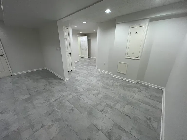 1106 Landerset Dr — Photo 9