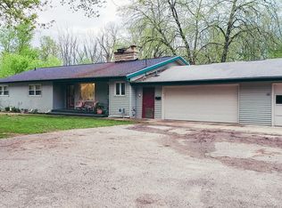 415 Lake St, Bellevue, MI 49021