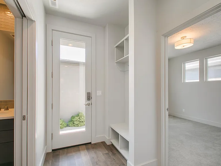 3961 E Parkcenter Blvd — Photo 26