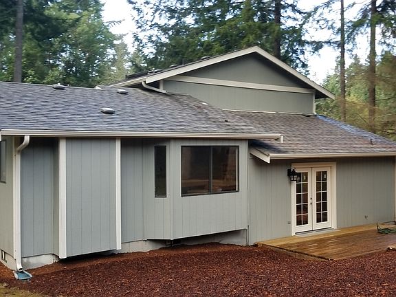 5th image of 14015 52nd Ave NW