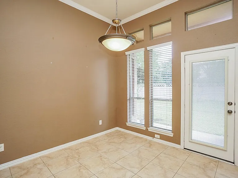 23103 Sandsage Ln — Photo 13