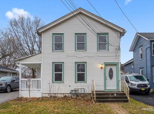 557 E New York St, Aurora, IL 60505