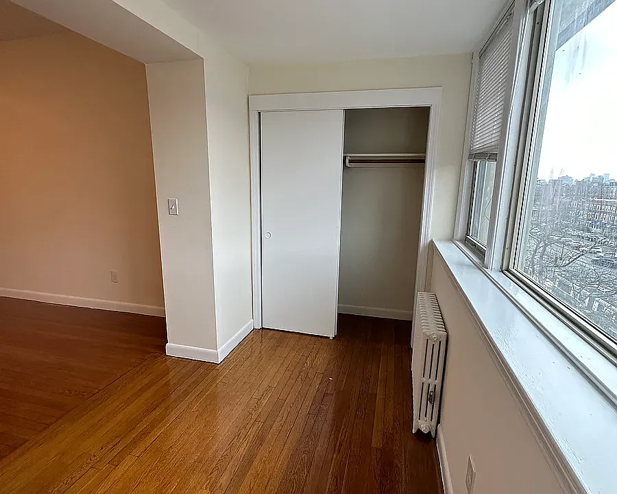 1317 Commonwealth Ave #304