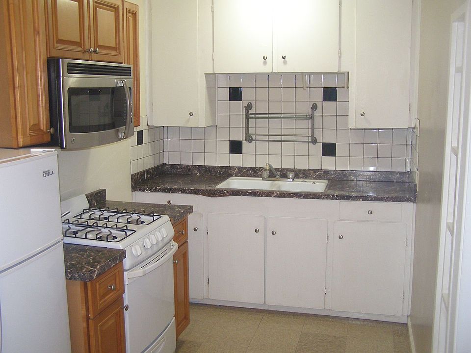 1st image of 154 N East St #E