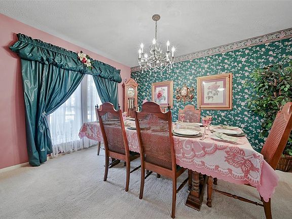 5th image of 6815 Brockington Dr