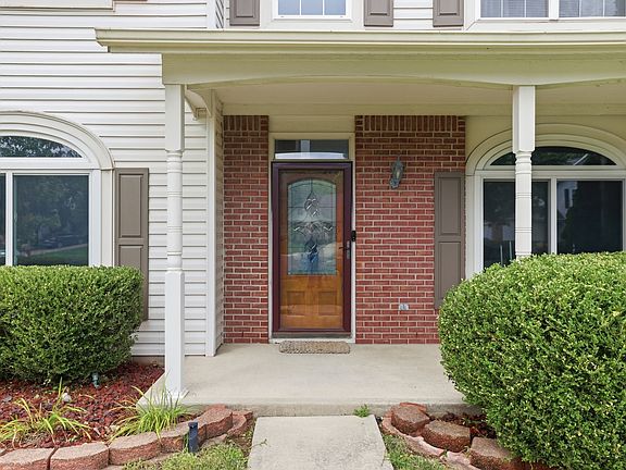 2nd image of 10086 Palmaire Pl