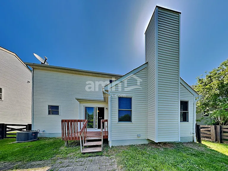 2395 Featherwood Dr — Photo 21