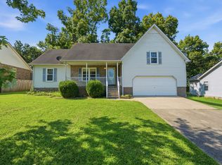 197 Sanders Dr, La Vergne, TN 37086