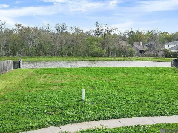 13527 Lexington Oaks Dr, Baton Rouge, LA 70810