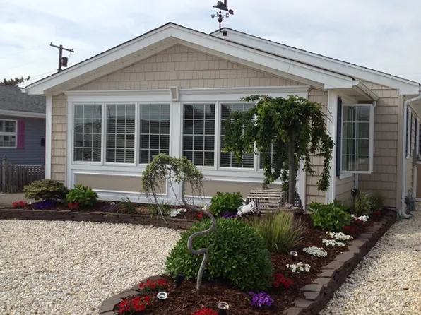 36 Las Vegas Rd, Lavallette, NJ 08735