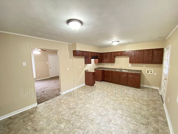 4th image of 3538 Suzanne Dr
