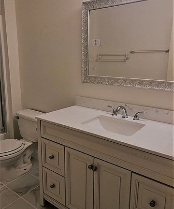 5th image of 2856 N Oceanview Ave