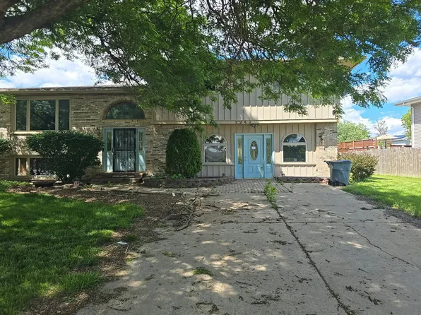 7242 W Hickory Creek Dr, Frankfort, IL 60423