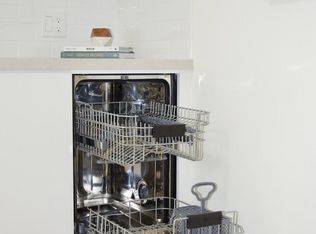226 E De La Guerra St #206, Santa Barbara, CA 93101