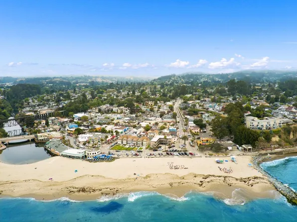 136 Canfield Ave APT A, Santa Cruz, CA 95060